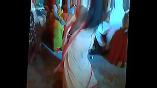 Hot boat dance in Bangladesh