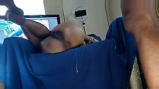 Uganda squirting videos