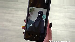 06:42 Nhad om keear Arab sex with niqab wome: