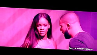 Rihanna live sexy celebrate porn